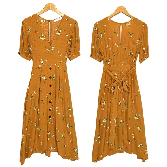 ASTR Floral Puff Sleeve Button Front Midi Dress Size Small Golden Oakley Belted - Picture 13 of 14